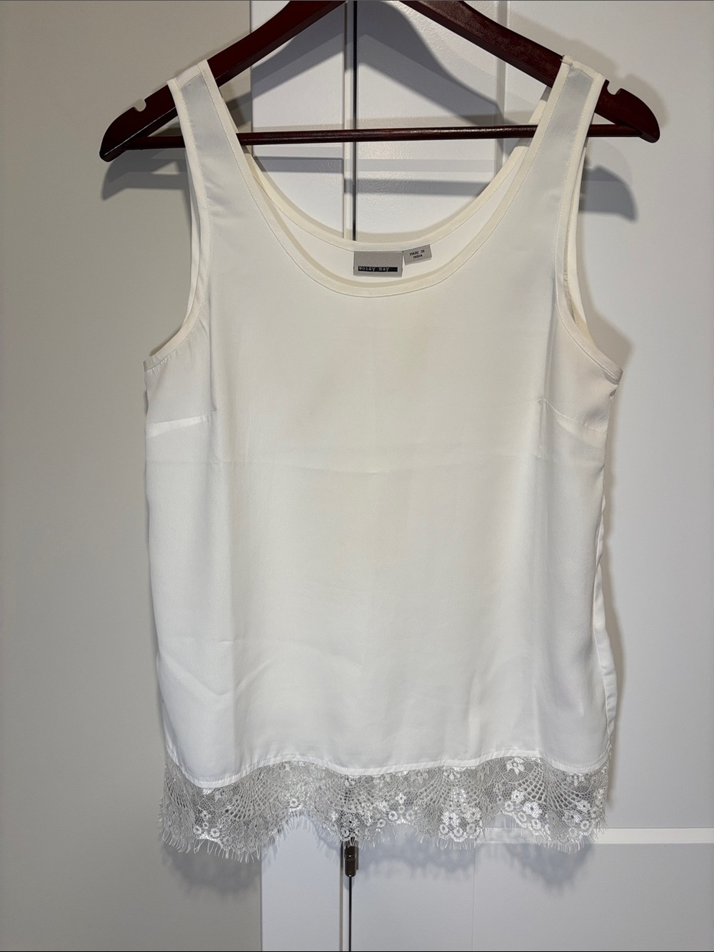Noisy May Cream Lace-Hem Camisole Size Medium